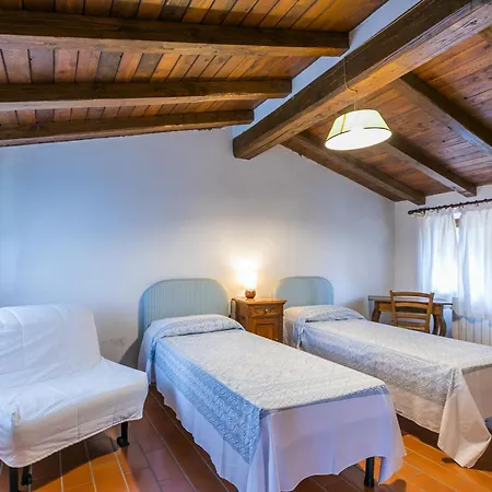 Podere Sondino-apt-casa Di Pietro By Interhome